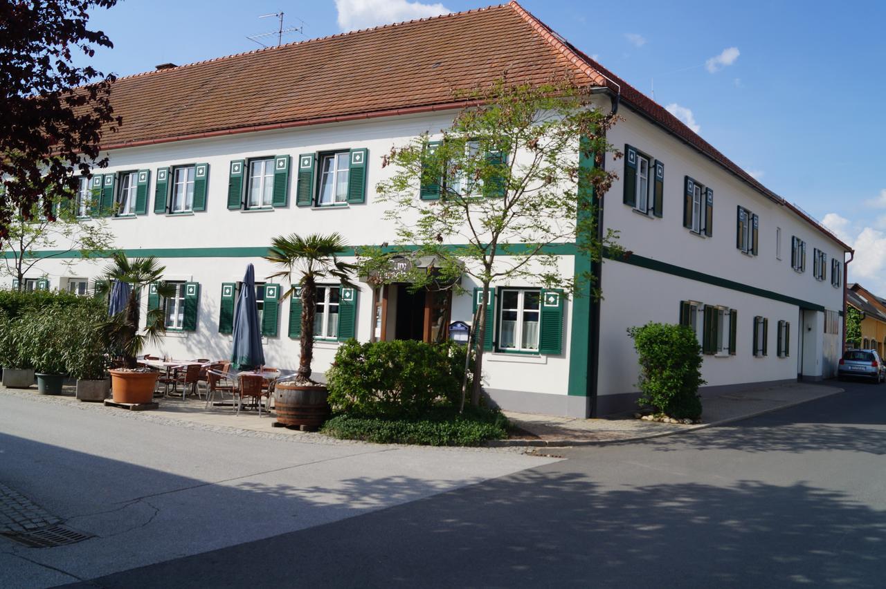 Gasthof Zum Hirschen Burgau Exterior photo